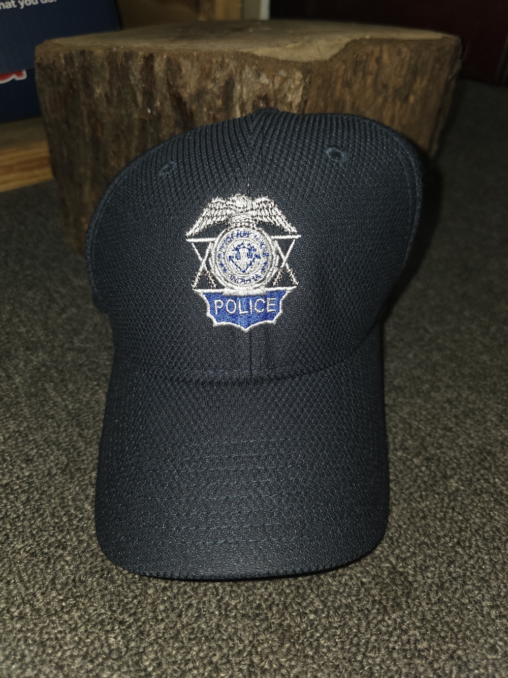 New Era Navy and Black 39THIRTY Fitted Cap
